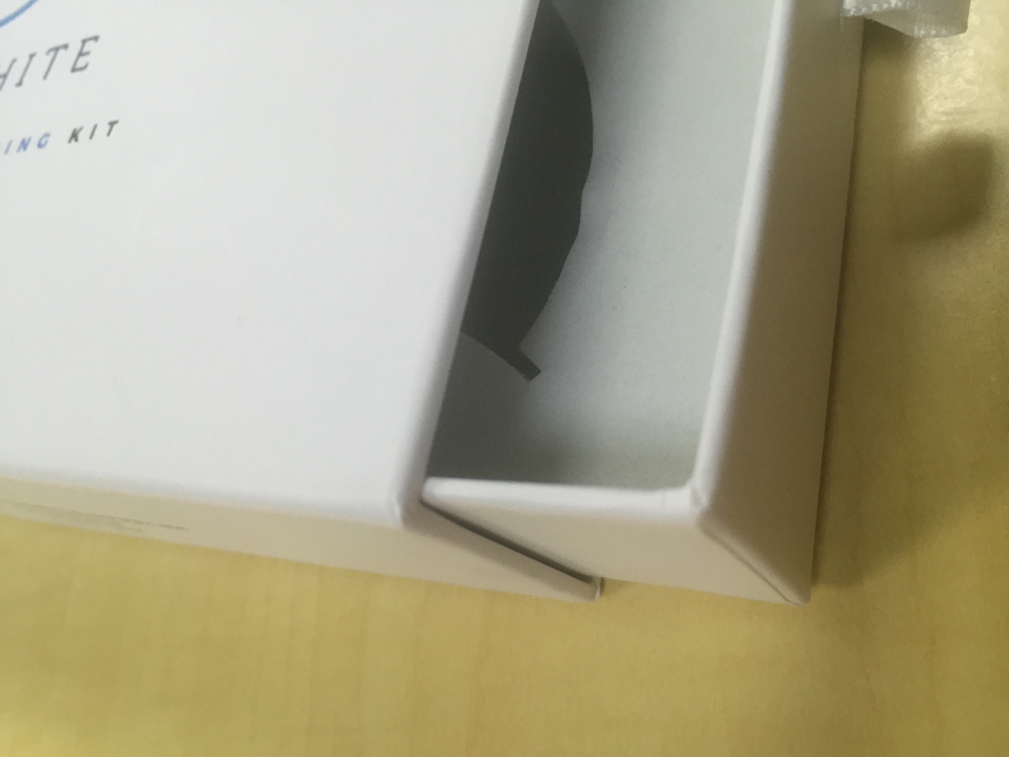 知道用數(shù)碼打樣給化妝品精品盒定制打樣成本低，沒(méi)想到這么低